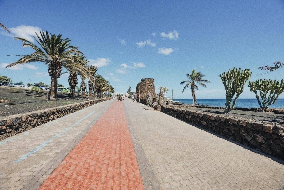 Lanzarote Beach Apartments, Casa Ona コスタ・テギセ エクステリア 写真